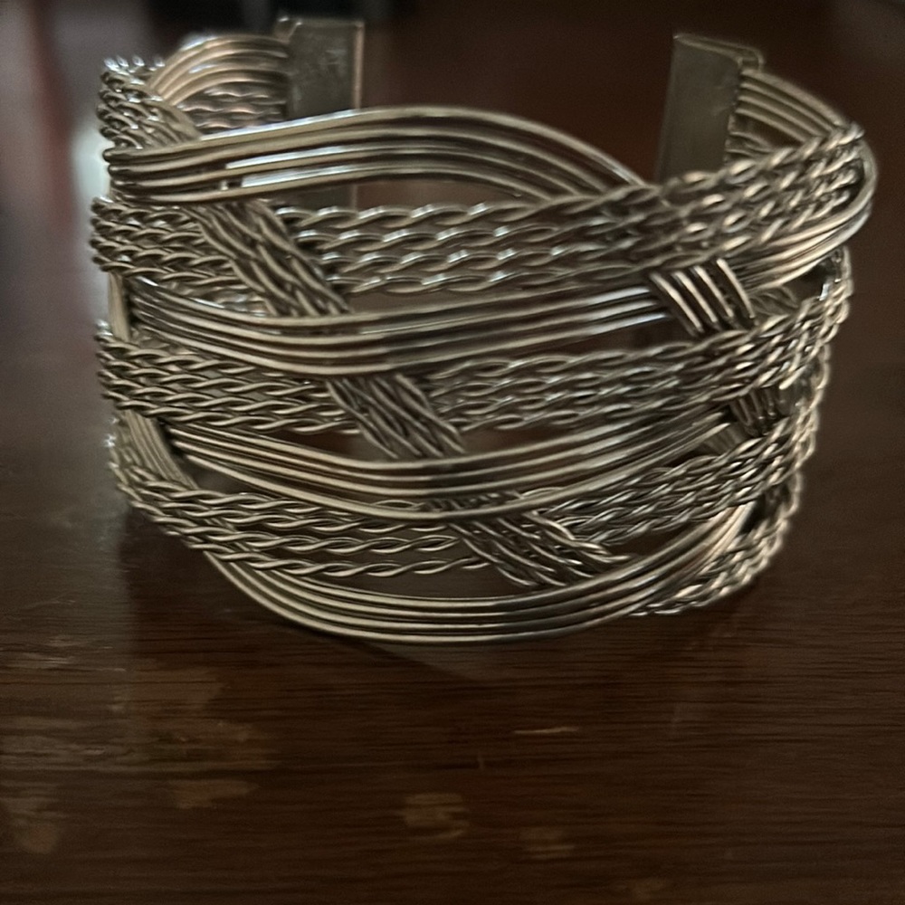 CUFF BRACELET - Picture 2 of 4